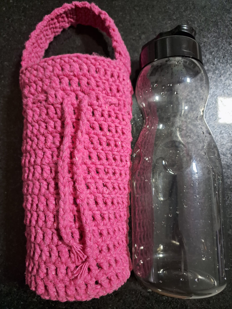 Bolsa em Crochê para Garrafa de Água